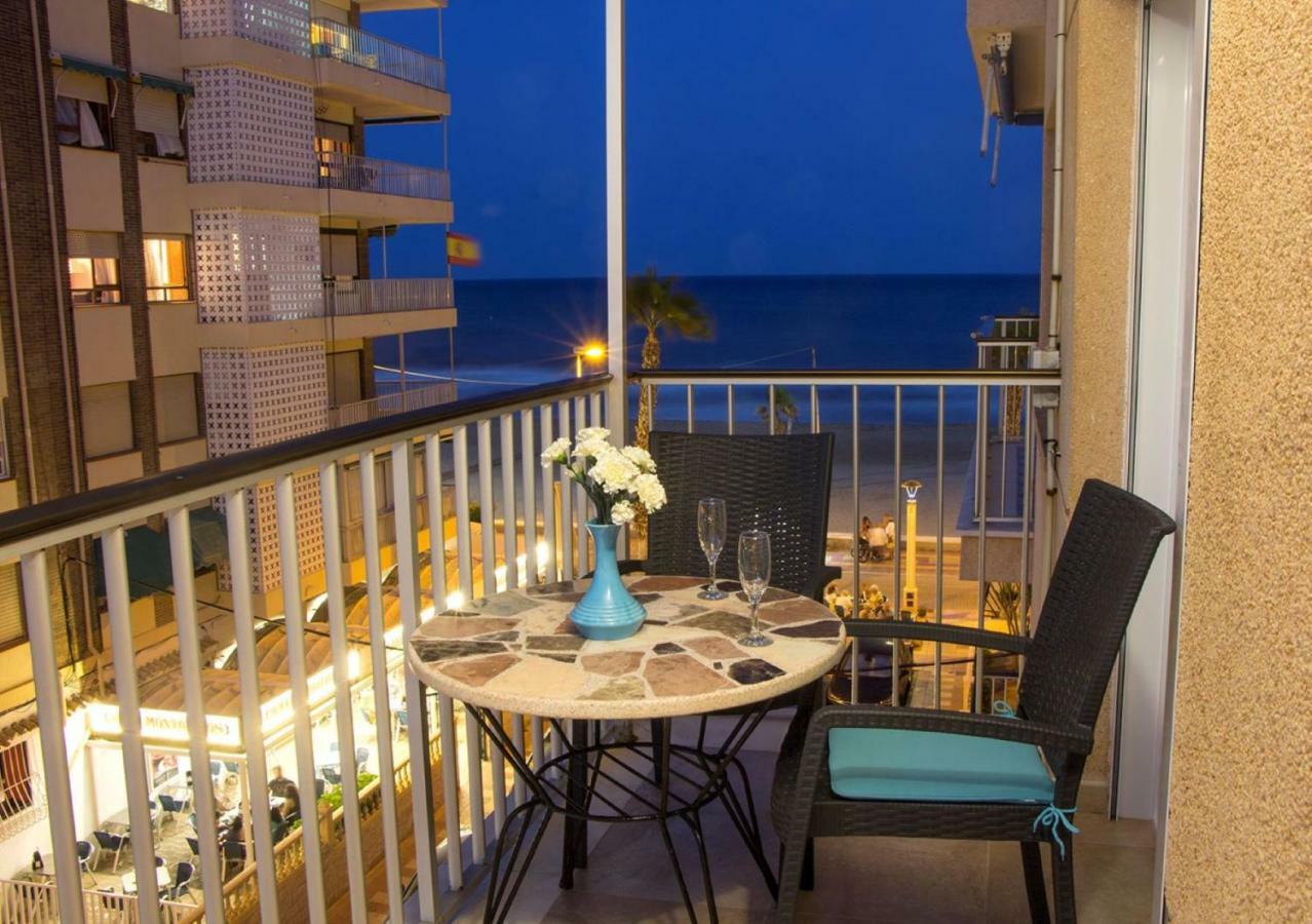 אל קאמפיו Seafront San Pere Apartment מראה חיצוני תמונה